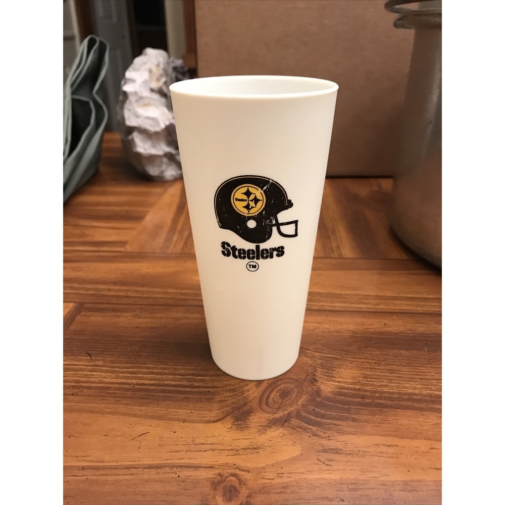1970's white tall plastic tubberware Pittsburgh‎ steelers glass cup